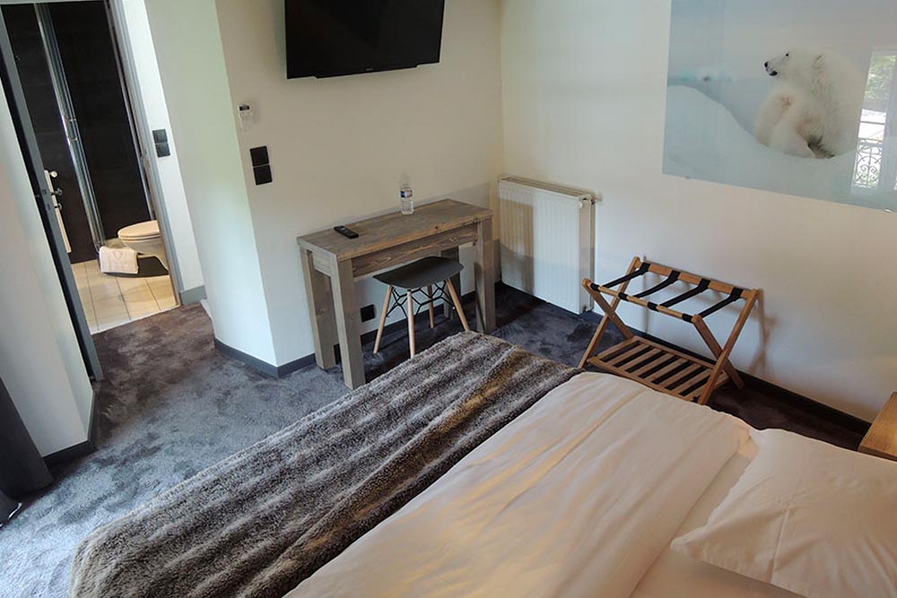 Chambre Mégeve déco montagne